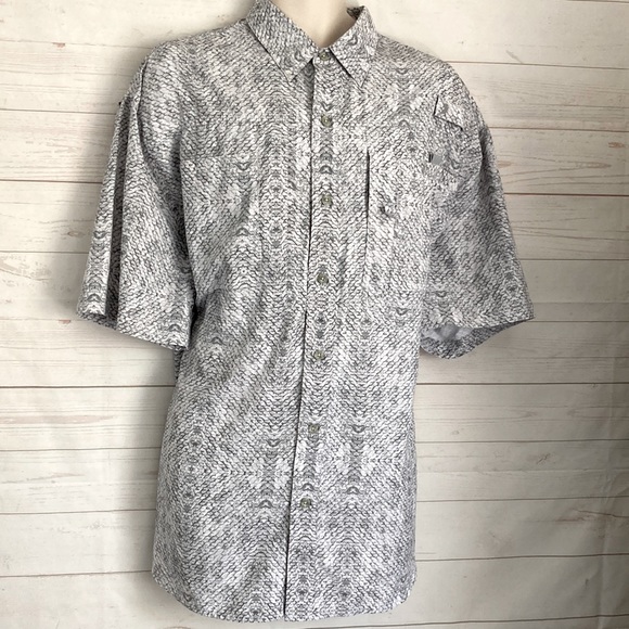 Reel Legends Sz XL Vented Fishing Shirt Button Front W/Pockets Gray Scale Print - Picture 1 of 10